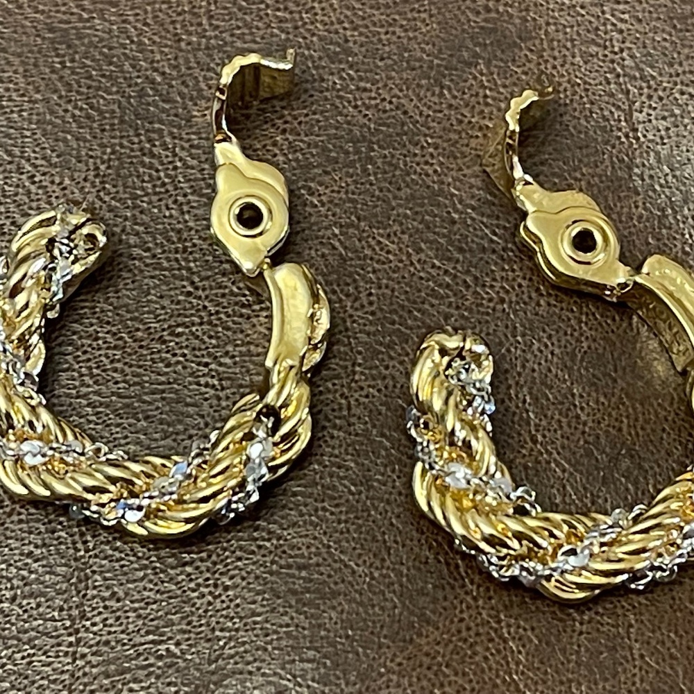Vintage Monet Set Necklaces Bracelet Earrings - Picture 7 of 8